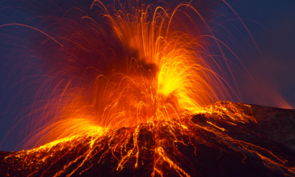 Geology tours that visit volcanoes
